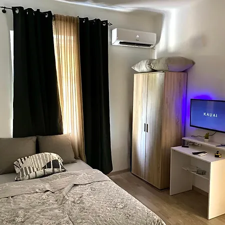 Center Studio Apartment Podgorica Extérieur photo